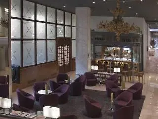 Trinity Oda ve Kahvaltı 3*